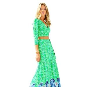 Lilly Pulitzer Ruari V neck crop top NWOT